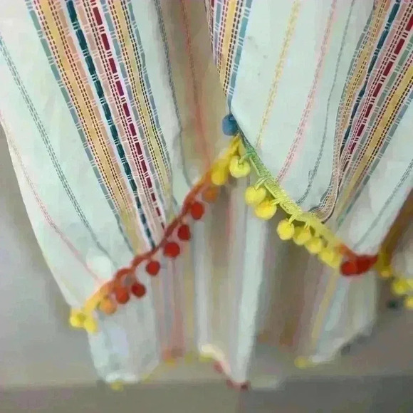 America & Beyond Rainbow Sunshine Beach
Cover Up Dress Size Small - Picture 6 of 14